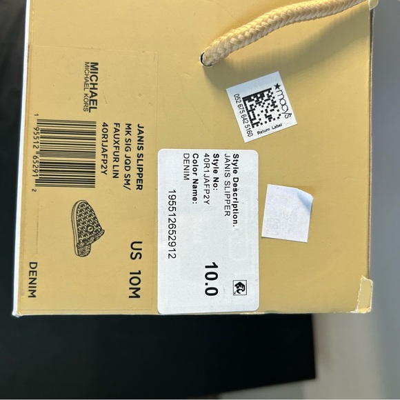 ✨ NWT Michael Kors Women’s Size 10 Blue Faux Fur Slippers | Designer Cozy Luxe - Picture 2 of 3